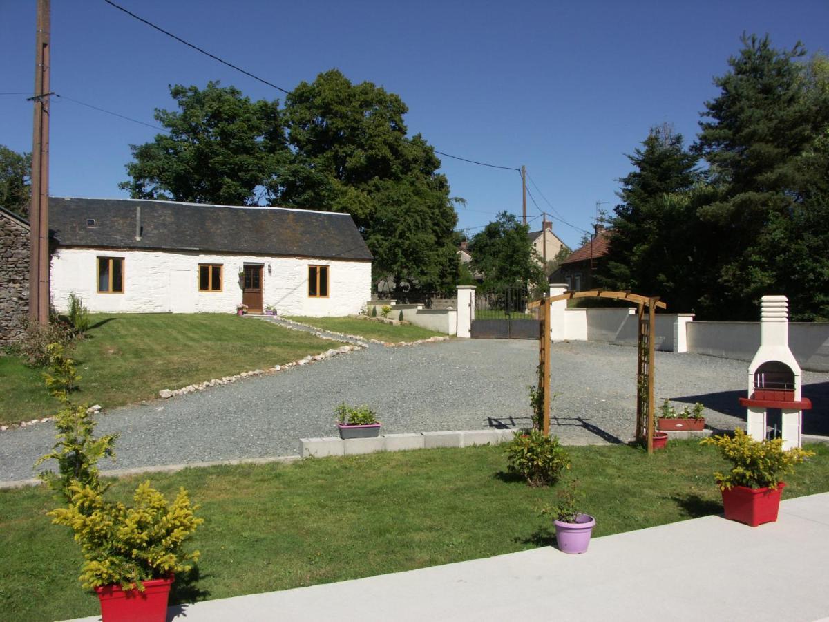 Chalet De Rose Moutier-Malcard Exterior photo